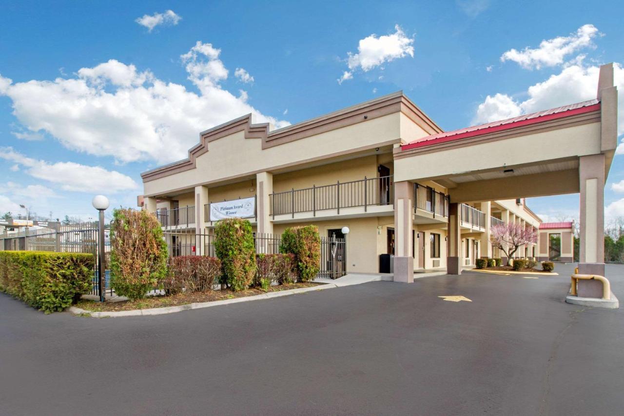 Econo Lodge Lenoir City Exterior photo